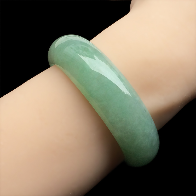 糯冰种晴水手镯（53.5mm）