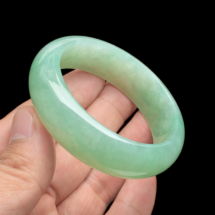 糯冰种晴水手镯（53.5mm）