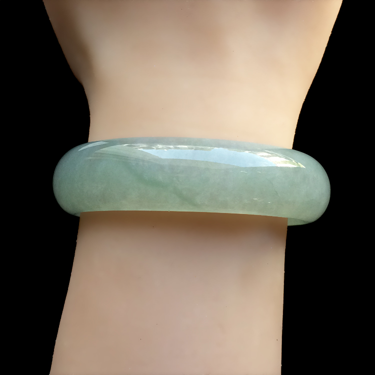 冰种晴水贵妃镯（56mm-50.3mm）