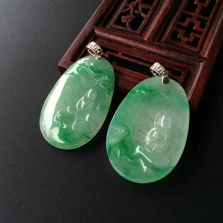 (超值推荐)糯冰种飘翠悟道挂件一对走(金扣)