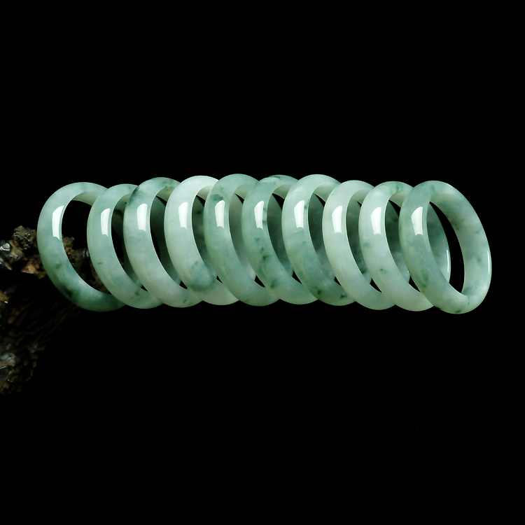 （超值推荐）糯冰种飘花手镯（10支一批走）（最大：60.1mm 最小：56.1mm）