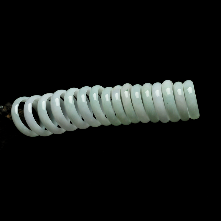 （超值推荐）糯冰种晴水手镯（16支一批走）（最大：60.1mm 最小：55mm）