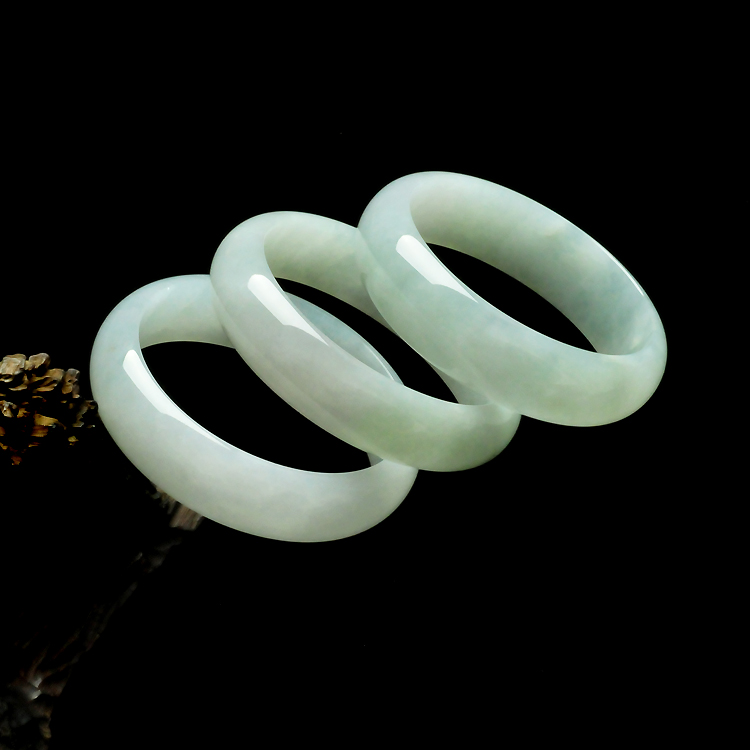 （超值推荐）糯冰种晴水手镯（16支一批走）（最大：60.1mm 最小：55mm）