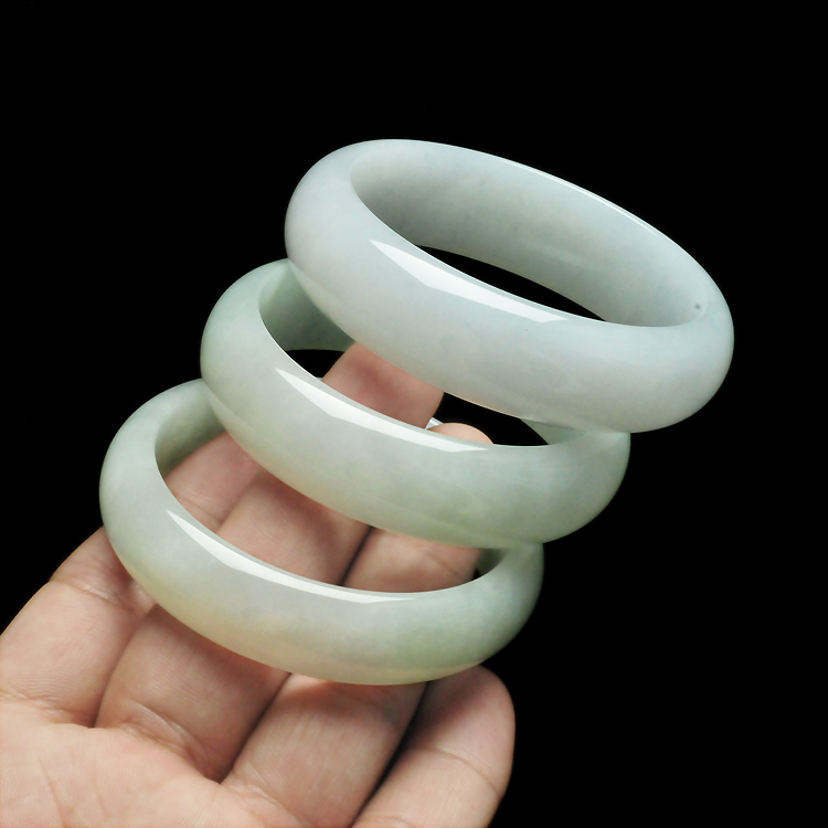 （超值推荐）糯冰种晴水手镯（16支一批走）（最大：60.1mm 最小：55mm）