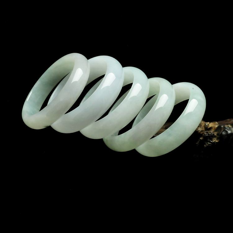 （超值推荐）糯冰种晴水手镯（16支一批走）（最大：60.1mm 最小：55mm）