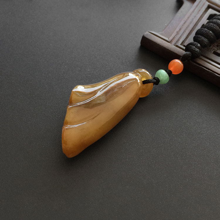 （超值推荐）糯冰种褐黄翡心连心挂件