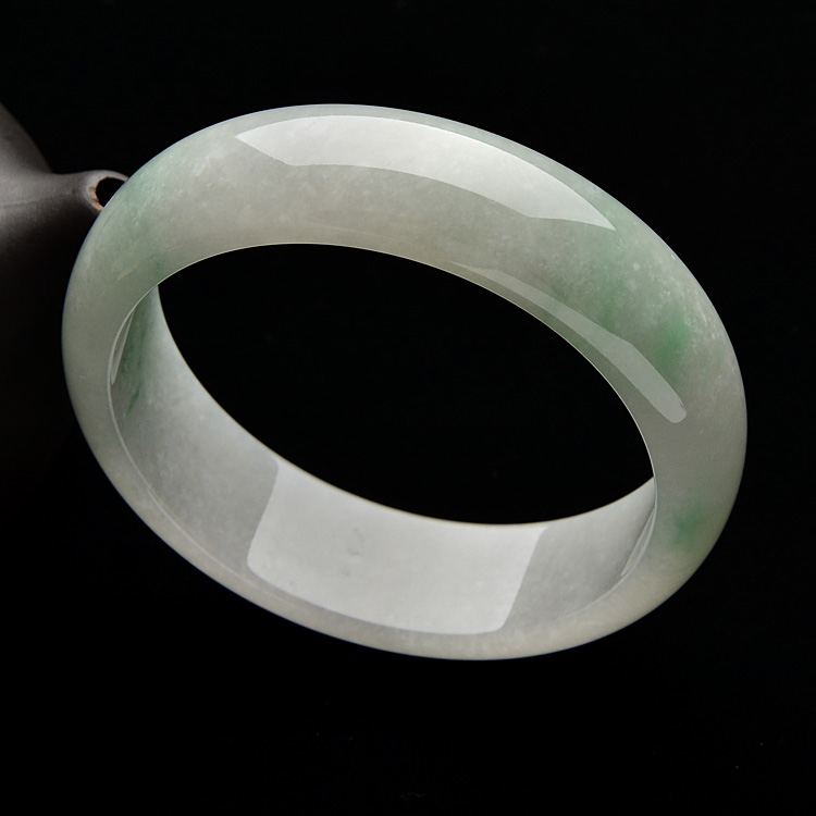 （超值推荐）糯冰种飘花手镯（59.6mm）