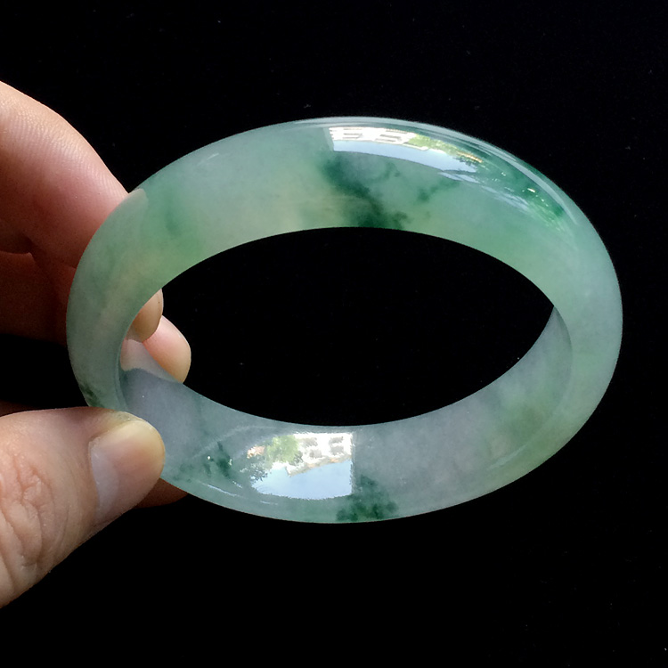 （超值推荐）糯冰种飘花手镯（58.5mm）