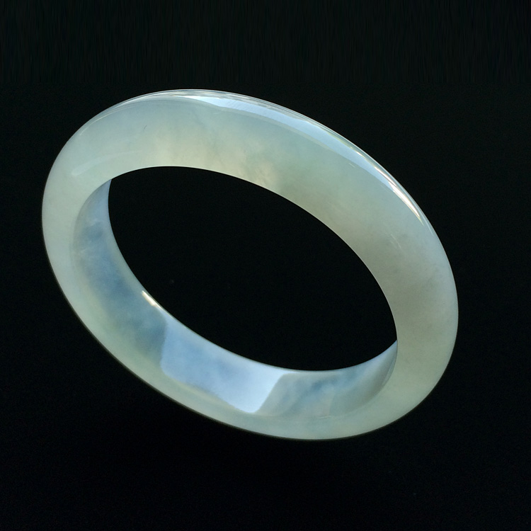 （超值推荐）冰种淡晴水手镯（55.3mm）