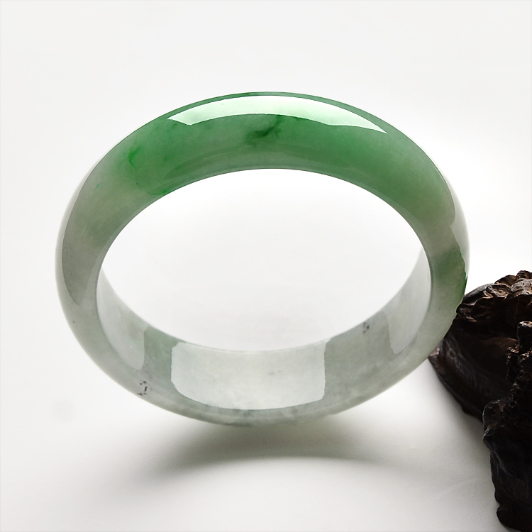 （超值推荐）糯冰种飘翠手镯（58.3mm）