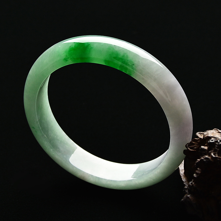 （超值推荐）糯冰种飘阳绿手镯（54.8mm）