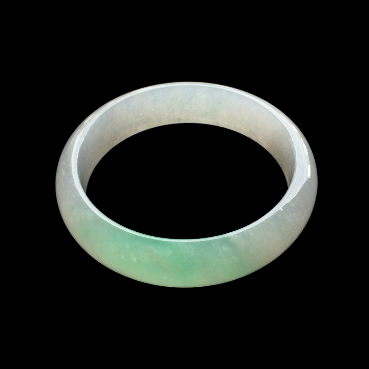 （超值推荐）糯冰种淡春带彩手镯（58.6mm）