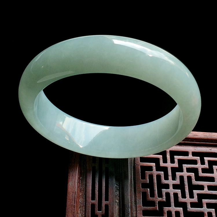 （超值推荐）糯冰种晴水手镯（60.3mm）
