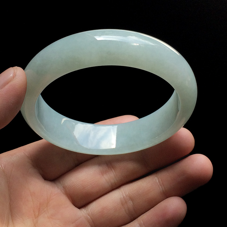 （超值推荐）糯冰种晴水手镯（60.3mm）