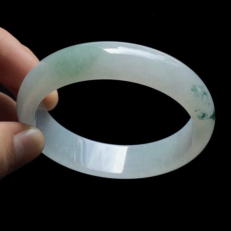 （超值推荐）糯冰种飘花手镯（56.7mm）