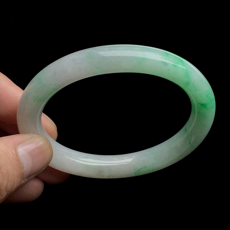 （超值推荐）糯冰种飘翠贵妃镯（55.6mm）