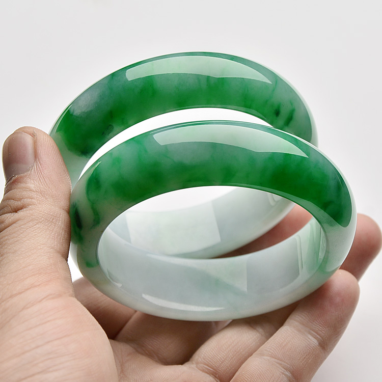 糯冰种阳绿手镯一对（57.1mm/57.2mm）