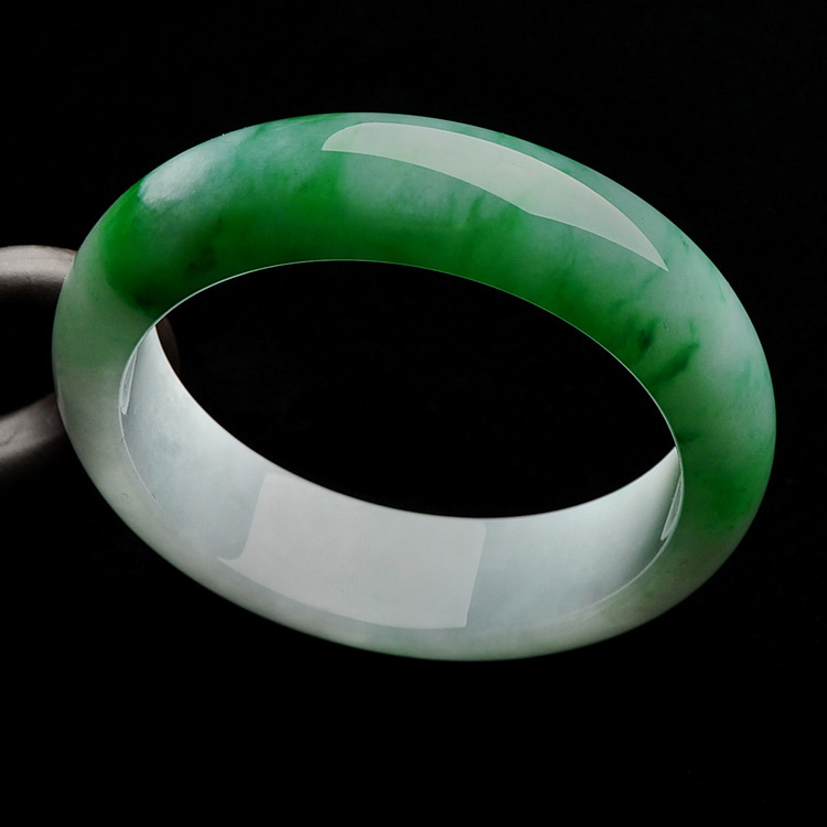 糯冰种阳绿手镯一对（57.1mm/57.2mm）