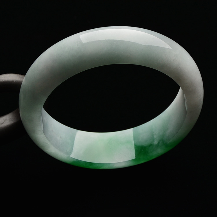 糯冰种飘翠手镯（58mm）