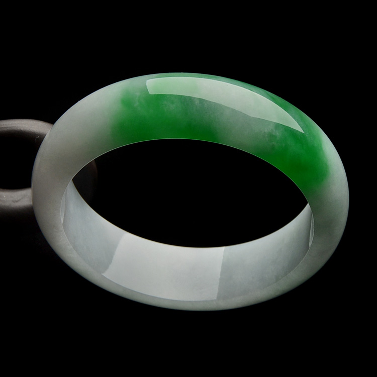 糯冰种飘翠手镯（58mm）