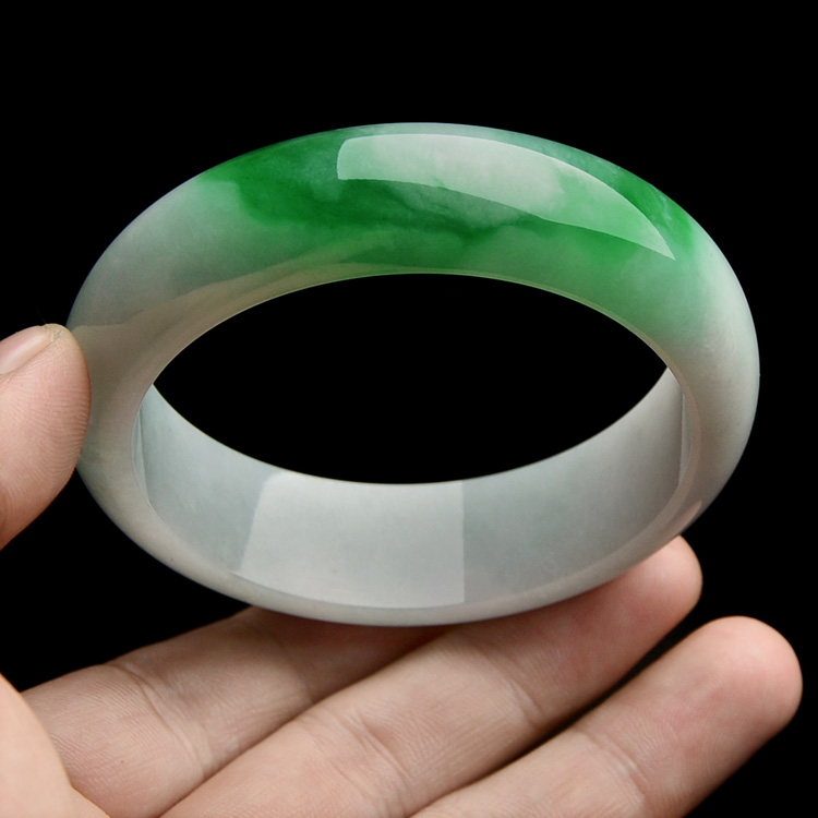 糯冰种飘翠手镯（58mm）