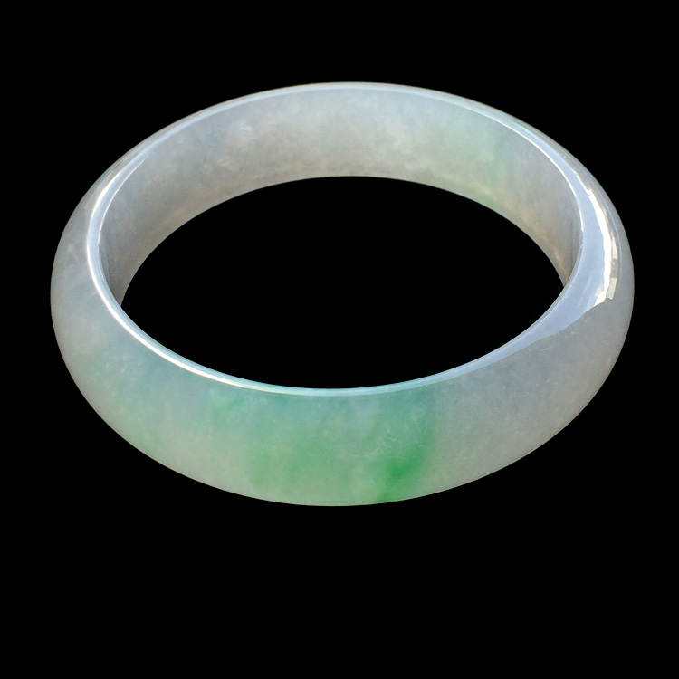 （超值推荐）糯冰种淡春带彩手镯（58.4mm)