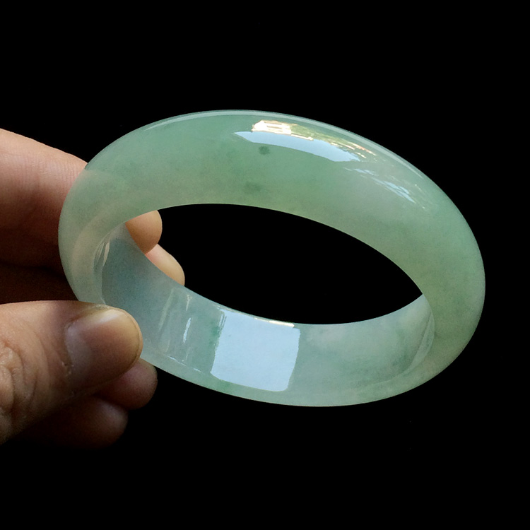 （超值推荐）糯冰种晴水手镯（56.3mm）