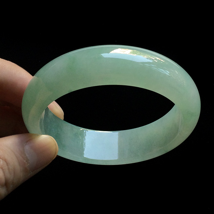 （超值推荐）糯冰种晴水手镯（56.3mm）