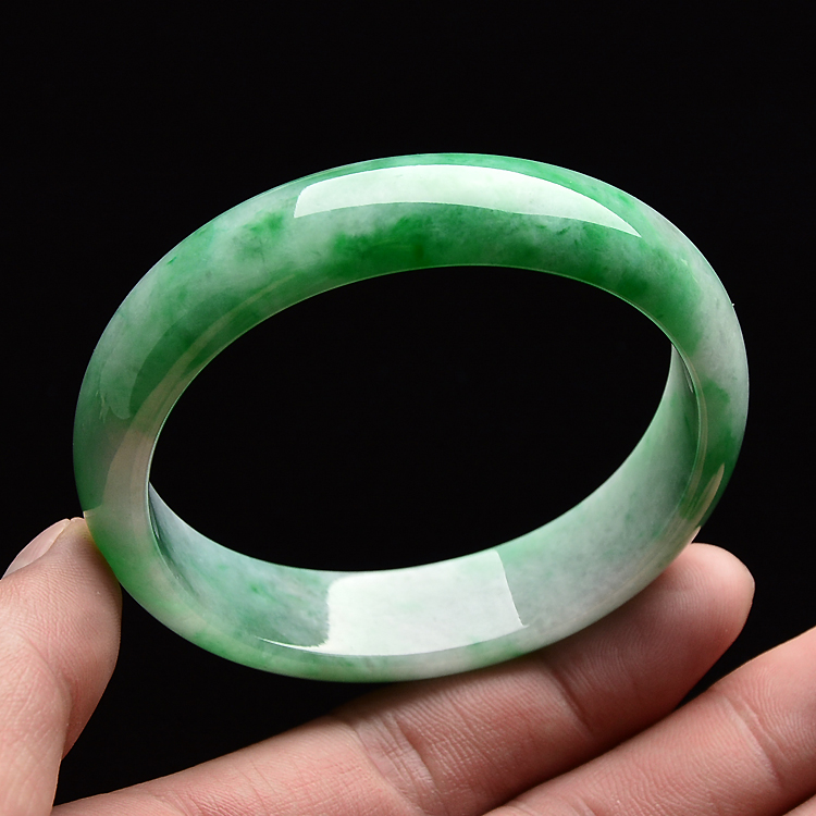 （超值推荐）糯冰种飘翠贵妃镯（55.1mm-49.5mm）