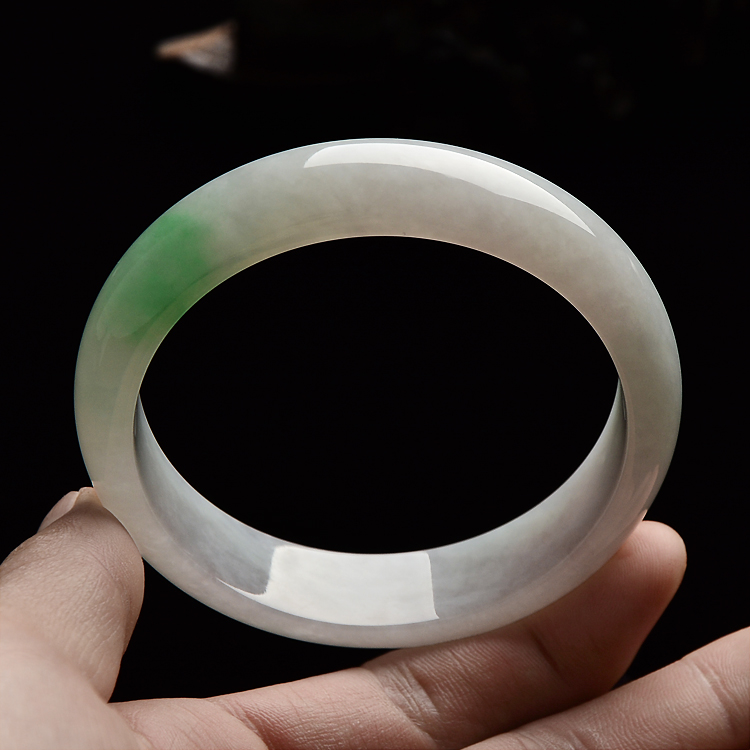 （超值推荐）糯冰种飘翠手镯（59.1mm）