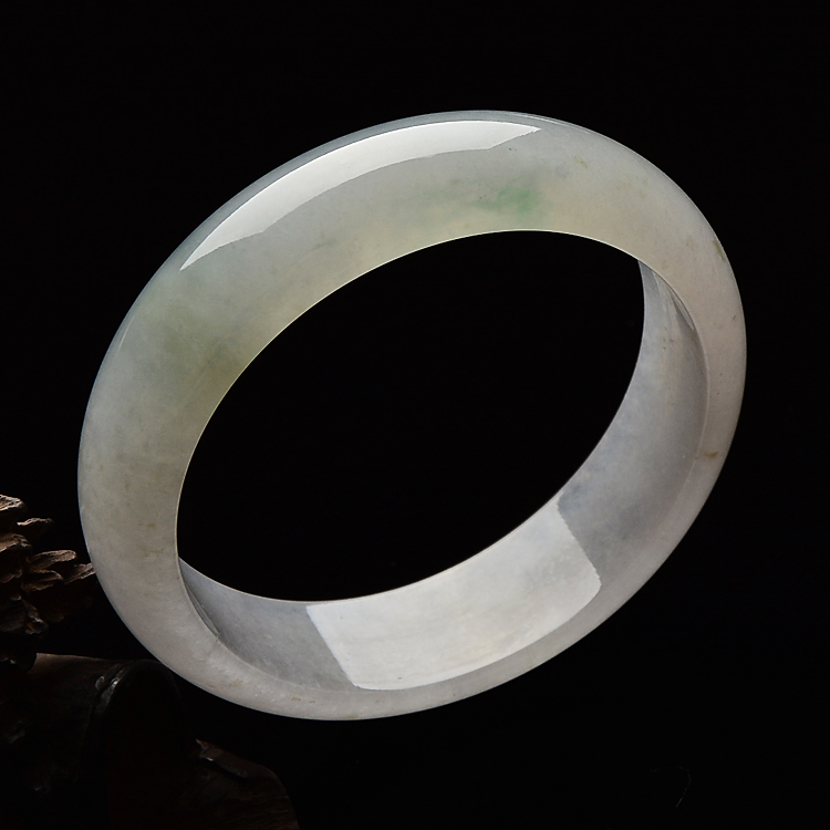 （超值推荐）糯冰种略飘翠手镯（59.3mm）