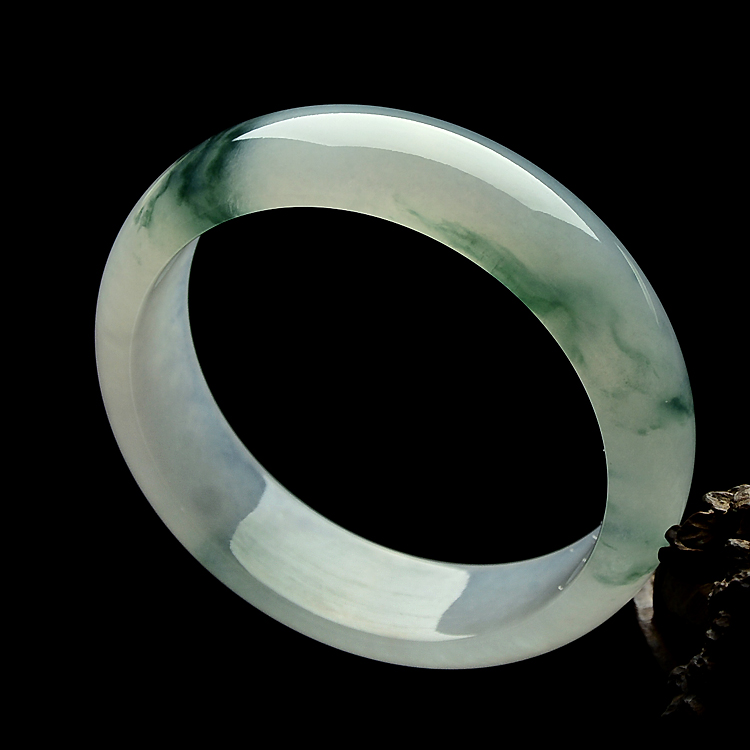 （超值推荐）冰种飘花手镯（60.3mm）