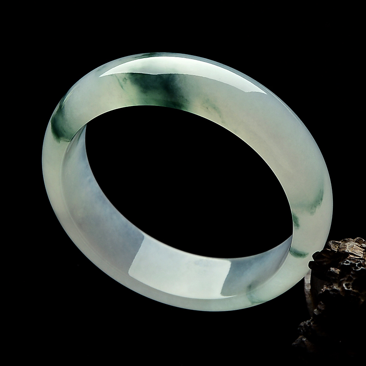 （超值推荐）冰种飘花手镯（60.3mm）