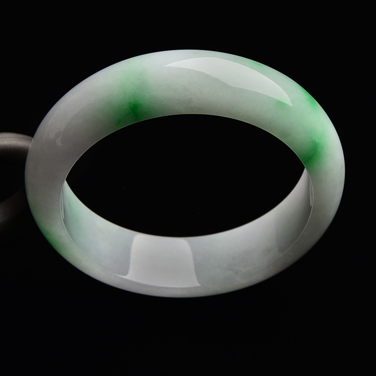 （超值推荐）糯冰种飘翠手镯（58.5mm）