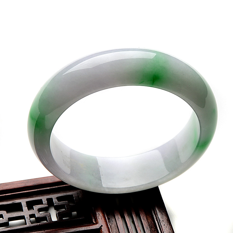 （超值推荐）糯冰种飘翠手镯（58.5mm）