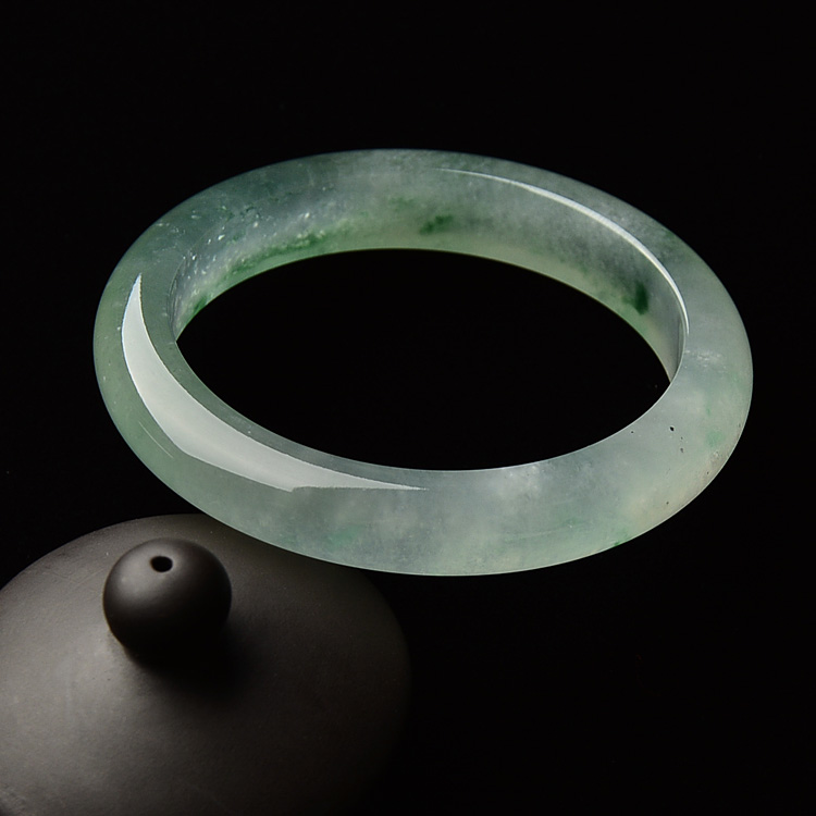 （超值推荐）冰种飘花手镯（57mm）