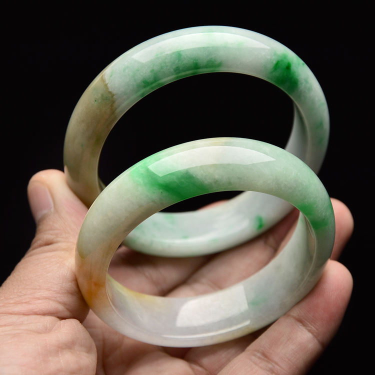 (超值推荐)糯冰种三彩手镯一对（60.2mm-57.3mm）