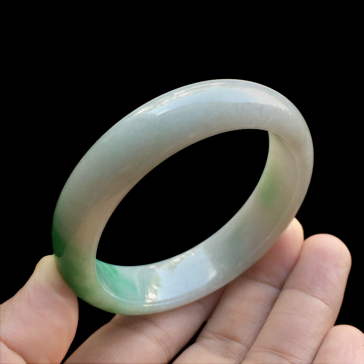（超值推荐）糯冰种飘翠手镯（58.3mm）