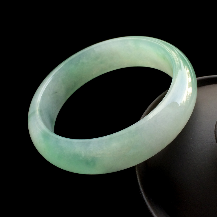 （超值推荐）糯冰种晴水手镯（57.5mm）