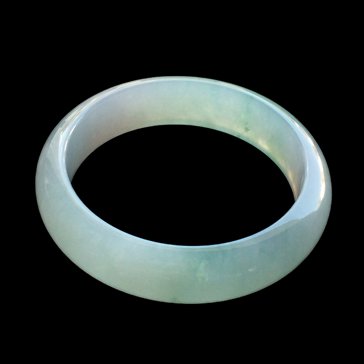 （超值推荐）糯冰种淡晴水手镯（57.7mm）