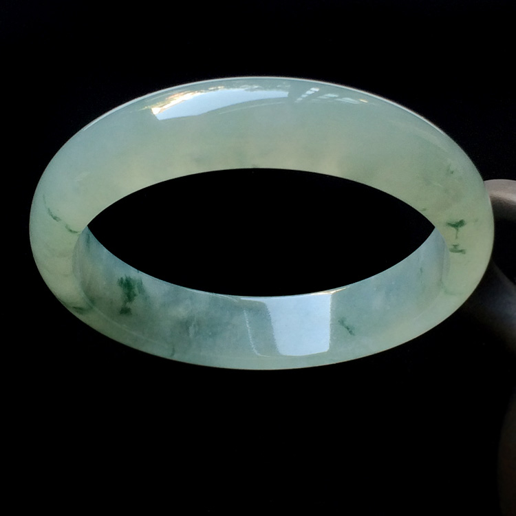 （超值推荐）糯冰种飘花手镯（59.3mm）