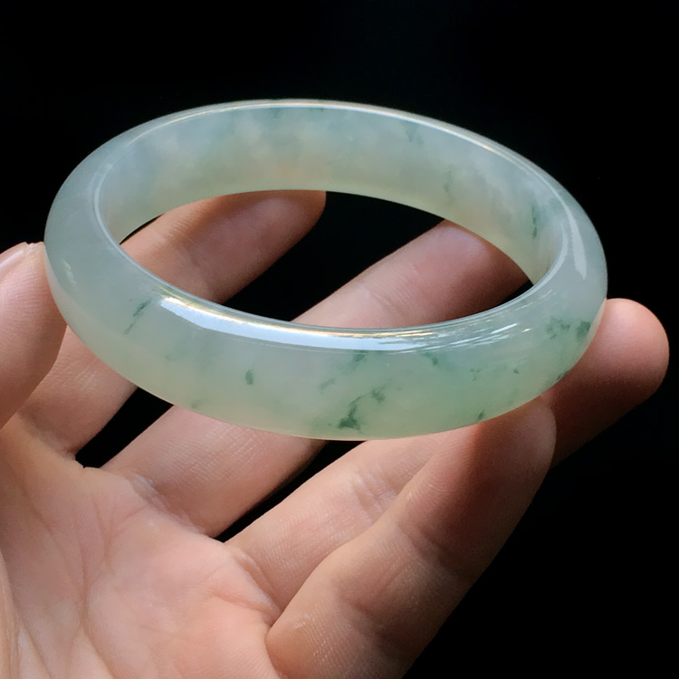 （超值推荐）糯冰种飘花手镯（59.3mm）