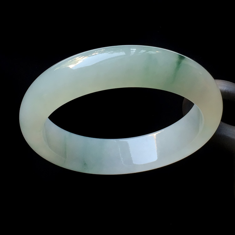 （超值推荐）糯冰种飘花手镯（57.6mm）