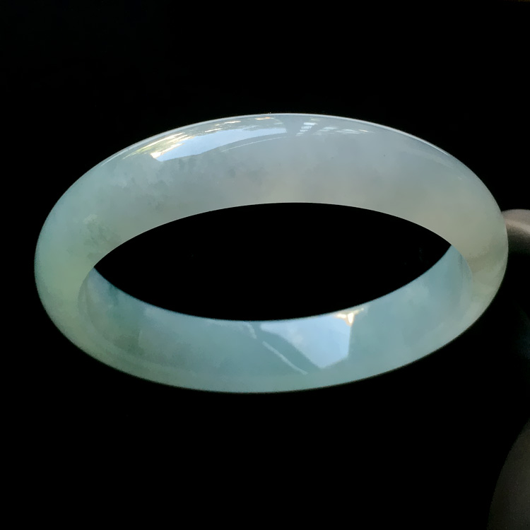 （超值推荐）糯冰种飘花手镯（57mm）