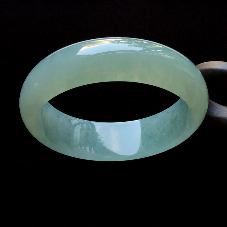 （超值推荐）糯冰种晴水贵妃镯（56.6mm-50.9mm）