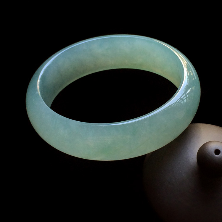 （超值推荐）糯冰种晴水贵妃镯（56.6mm-50.9mm）