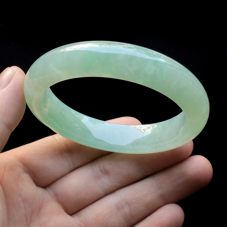 （超值推荐）糯冰种晴水手镯（57.6mm）