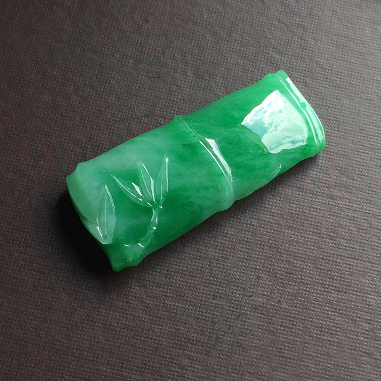 （超值推荐）糯冰种翠色节节高挂件