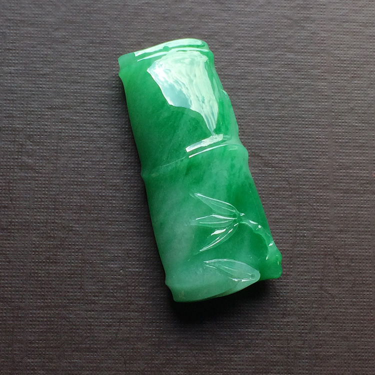 （超值推荐）糯冰种翠色节节高挂件