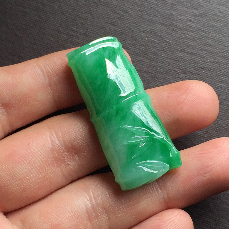 （超值推荐）糯冰种翠色节节高挂件